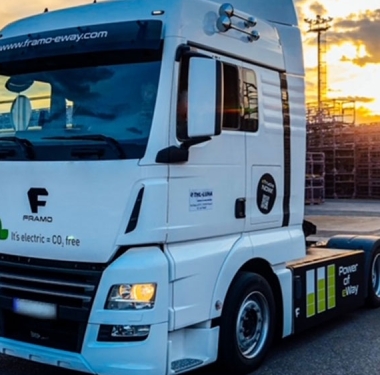 44t Sattelzugmaschine, sogar für Megatrailer geeignet – 100 % elektrisch.