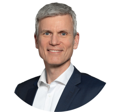 »Wir leben von den Ideen, der Leidenschaft und dem Engagement unserer Mitarbeitenden.«  Andreas Pecher Mitglied des  ZEISS Vorstands und Leiter der Halbleiterfertigungssparte