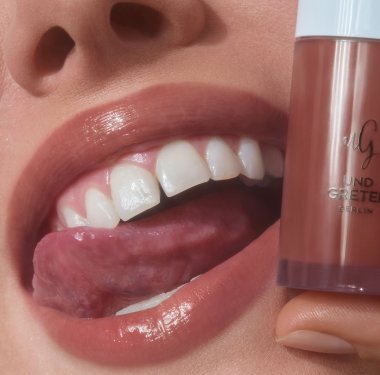 GLIZ – Vegan Lip Oil.