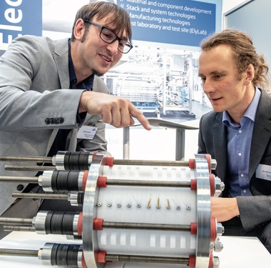 Start-ups rund um Wasserstoff- und Brennstoffzellen- Technologie erhalten auf der hy-fcell in Stuttgart vom 13. bis 14. September ihre eigene Plattform.