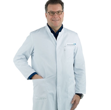 Prof.  Dr. med habil.  Bernd Hohenstein, Facharzt für Innere Medizin und Nephrologie