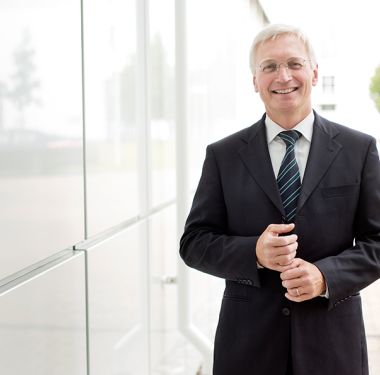 LTS-Vorstand-Markt-Dr.-Tim-Schlange