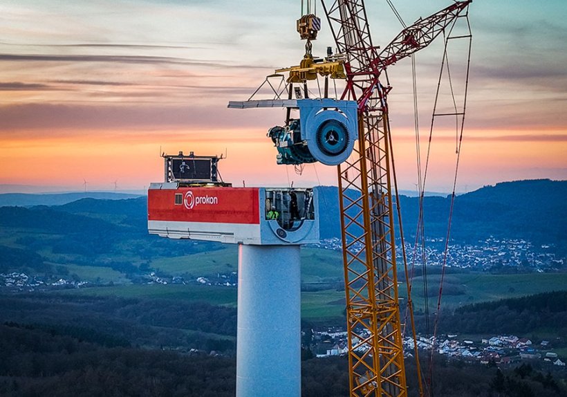 Die Energiegenossenschaft Prokon betreibt rund 70 Windparks mit über 400 Windenergieanlagen – wie hier im 2022 errichteten Windpark Langenbach bei Kaiserslautern.