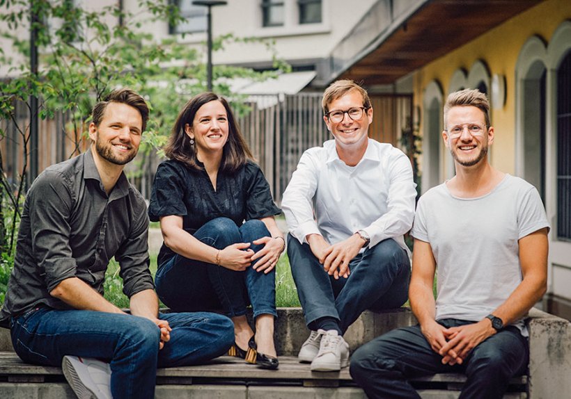 Von links nach rechts: Dr. Tillmann Lang (Gründer und CEO),  Angela Altvater (CMO), Christian von Angerer (CIO), Erik Gloerfeld (Gründer und CPO)