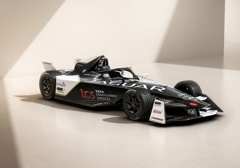 Mit dem Jaguar I-TYPE 6 tritt Jaguar TCS Racing an,  die ABB FIA Formel-E-Weltmeisterschaften 2023 zu gewinnen.