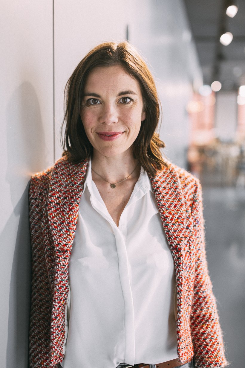 PROF. DR. JOHANNA BATH