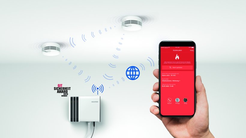 Sendet Alarme direkt aufs Smartphone: Der funkvernetze Genius Plus X Edition in Verbindung mit dem Genius Port von Hekatron. 