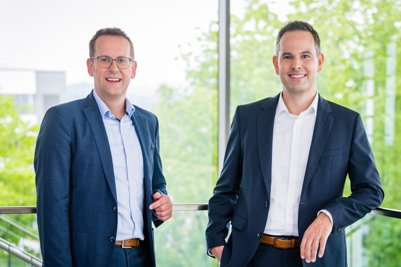 Die badenova Vorstände Heinz-Werner Hölscher (links) und Hans-Martin Hellebrand erzählen im Interview, wie das Unternehmen erfolgreich die Energie- und Wärmewende in der Region anpackt.