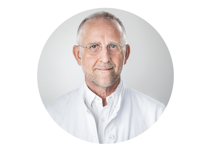 DR. WILFRIED STÜCKER