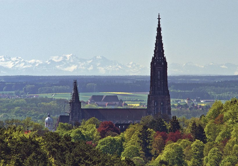 Hoch hinaus, um weit zu blicken: Die Innovationsregion Ulm macht’s möglich. Foto: Gerhard Kolb