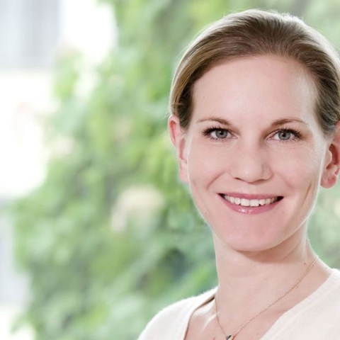 Dr. Teresa Neuhann, Fachärztin für Humangenetik am Medizinisch Genetischen Zentrum München (MGZ), einer inhabergeführten Praxis für Humangenetik