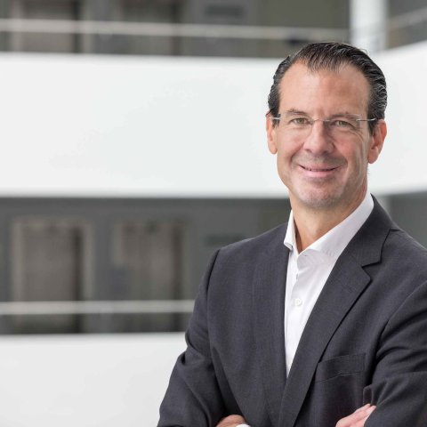 Dr. Rolf Werner, Nokia Europachef