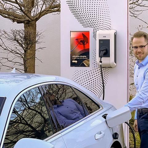 Oliver Nauroth, Digital Sales Manager für Lade- managementlösungen von ABB