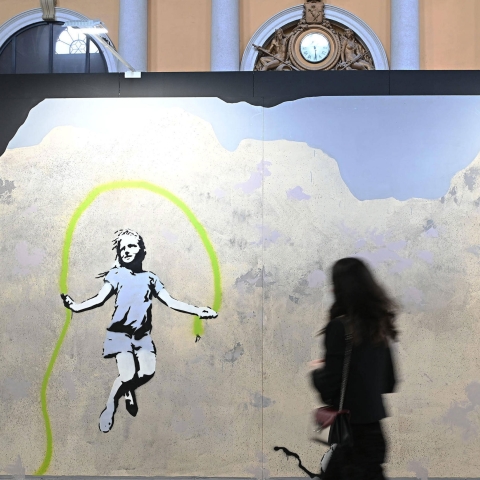 Ausstellungsansicht aus „The World of Banksy“, Turin, Februar 2022, Foto: Alessandro di Marco