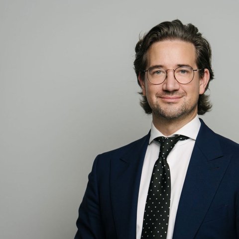 Dr. med. Cornelius Weiß, Facharzt für Innere Medizin und Arbeitsmedizin und Sprecher des Medizinbeirats der Arsipa Gruppe