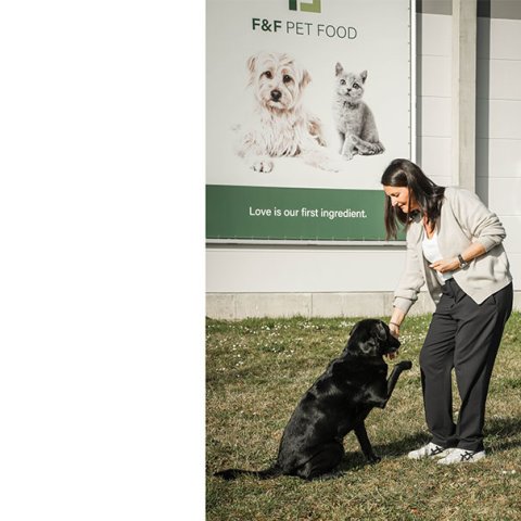 Beate Rank, Gründerin von FRED & FELIA: Für alle, die Tiernah- rung neu denken – ehrlich, tiergerecht und verantwortungsvoll.